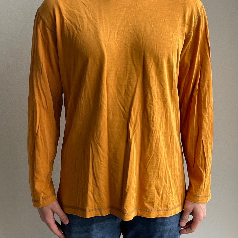 Men’s large High V-Neck Long-Sleeved T-Shirt - Picture 1 of 6